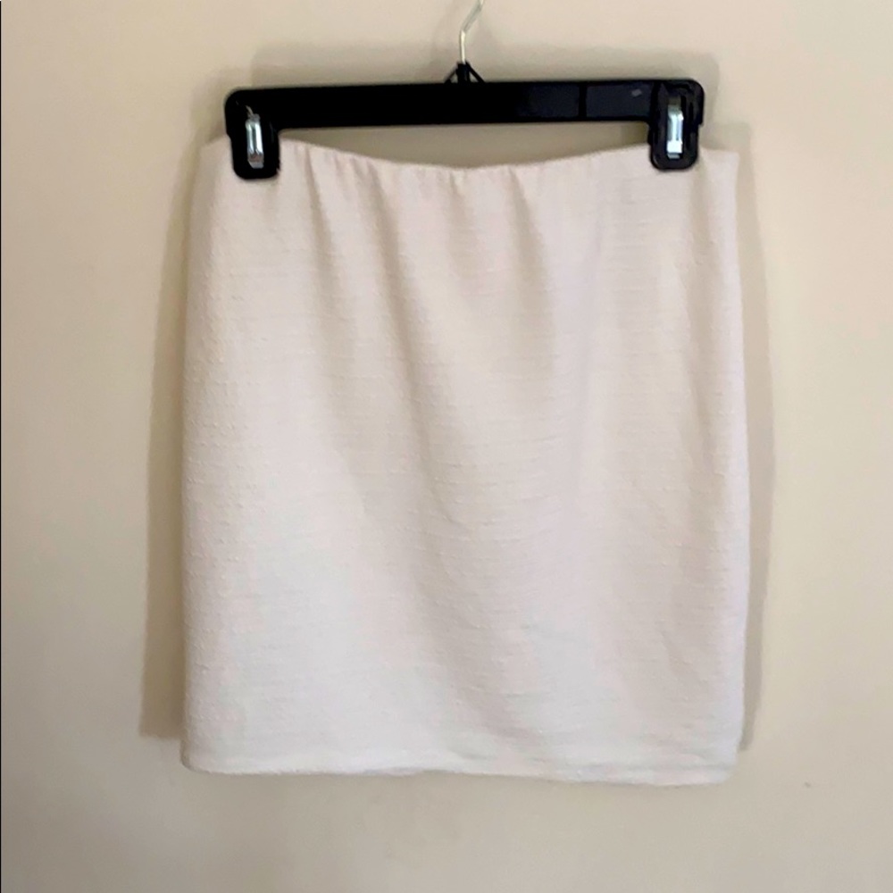 LuLu’s White Skirt
